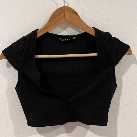 MOTEL GUANNA CROP TOP IN RIB BLACK size XS - Picture 2 of 7